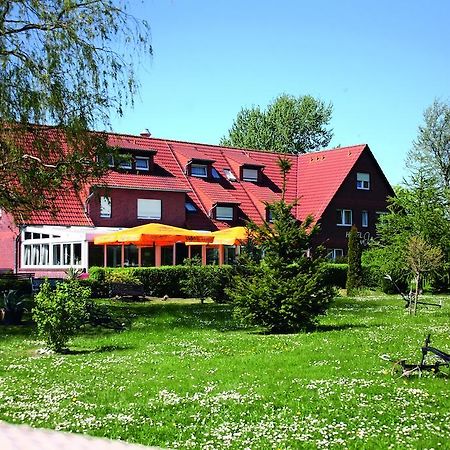 Hotel & Restaurant Am Wasser Бреґе Екстер'єр фото