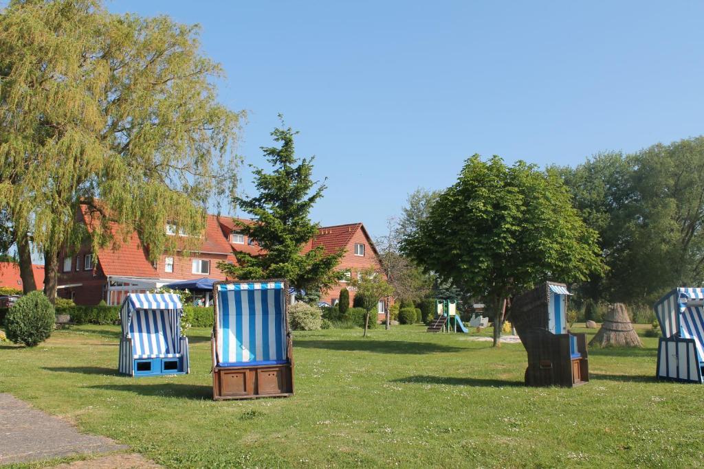 Hotel & Restaurant Am Wasser Бреґе Екстер'єр фото